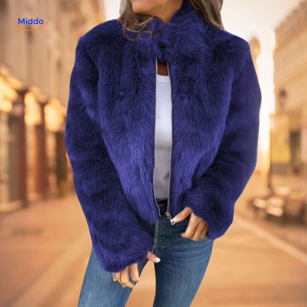 Damesjas van imitatiebont met hoge kraag en rits, kleur blauw