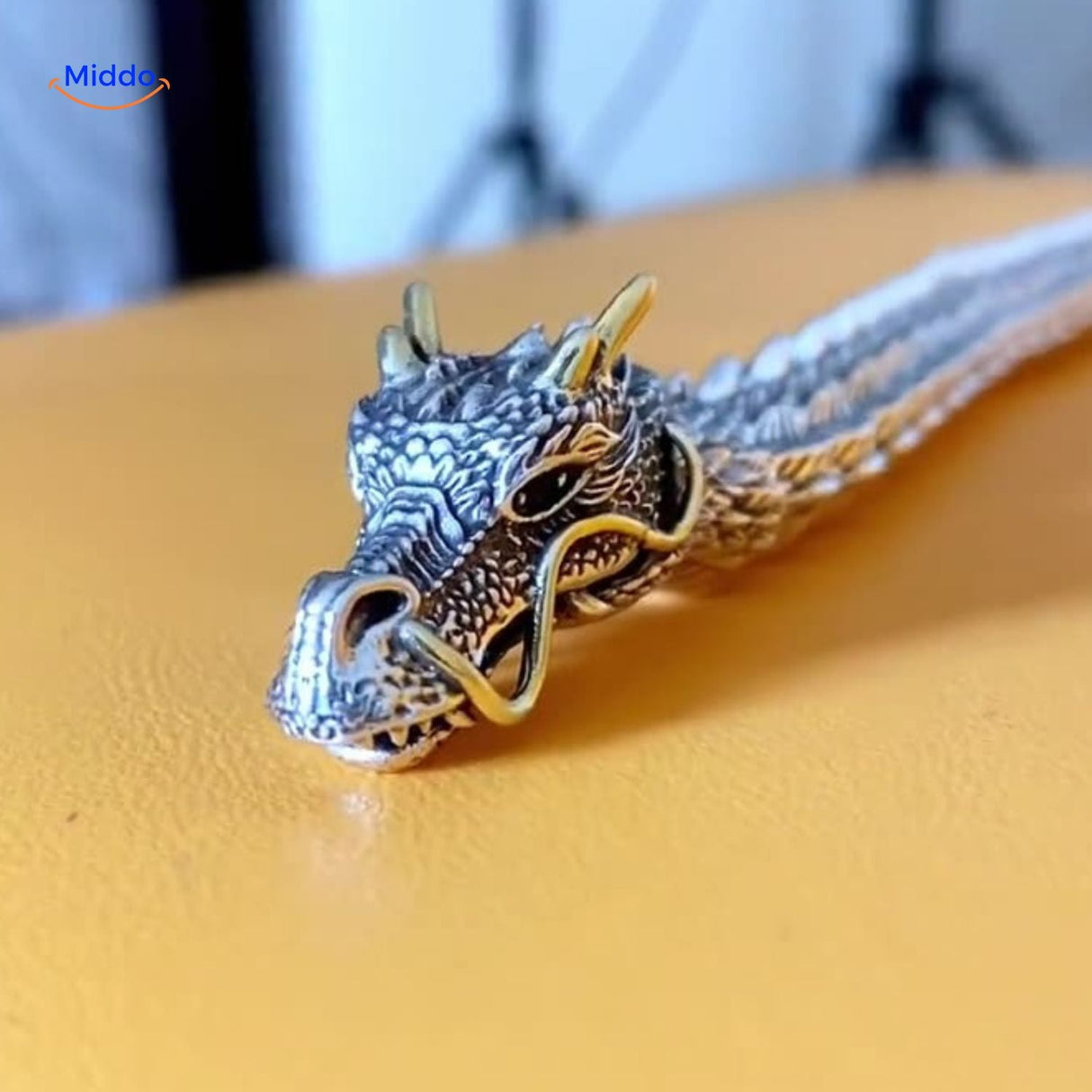 Schakelarmband in drakenvorm met haaksluiting