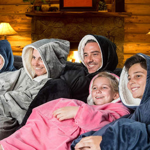 Dekenhoodie one size met fleece buitenkant en sherpa