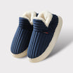 Hoge pantoffels van ribstof met omgeslagen fleeceboord, kleur blauw