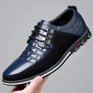 Herenschoenen met ruitpatroon, instap of met veters, kleur blauw met veters