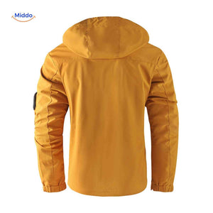 Okergele waterdichte heren outdoorjas met capuchon en armdetail