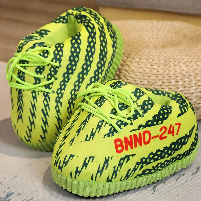 Pluche sneakerpantoffels met veters en gestikte zool, kleur groen