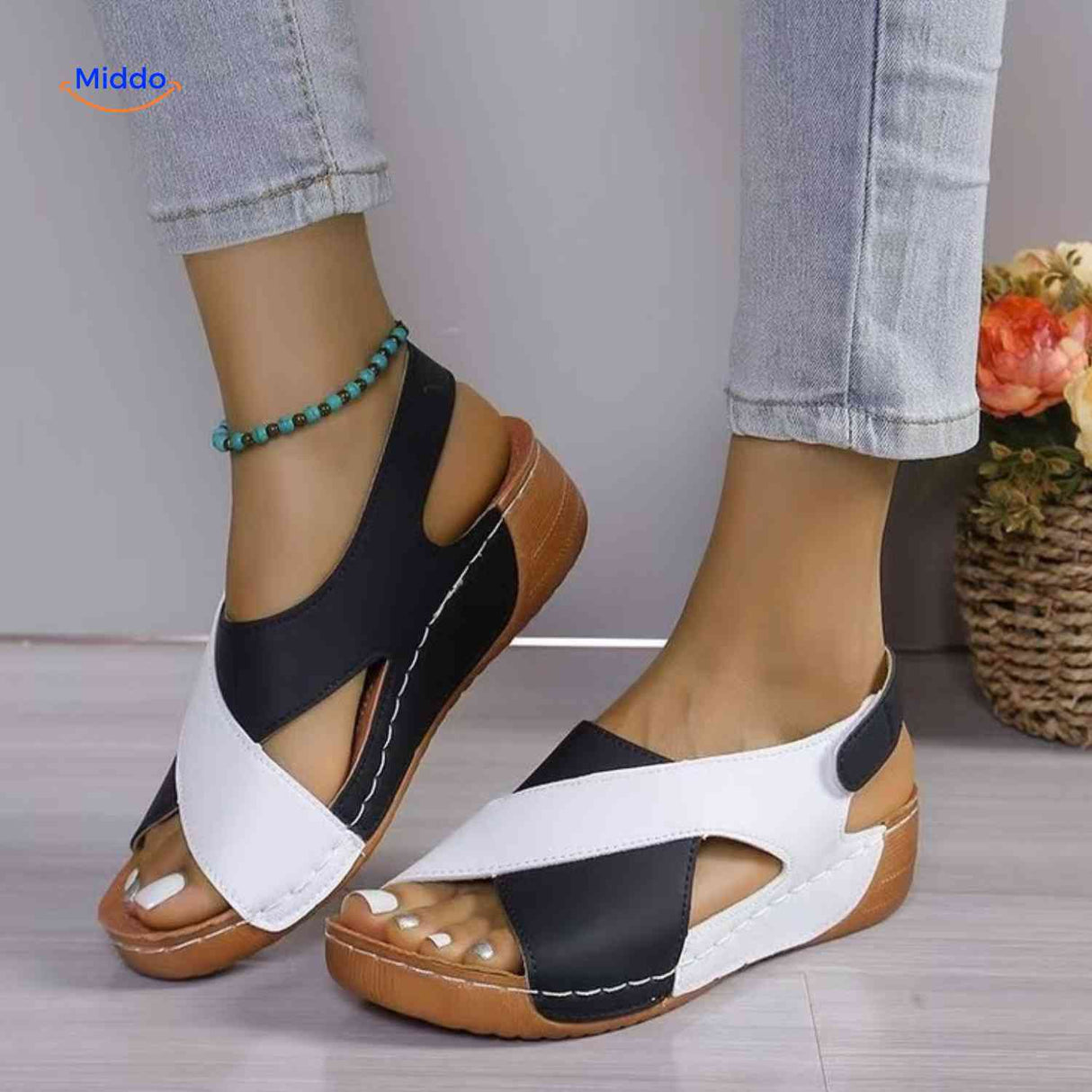Lichtgewicht sandalen met zachte binnenzool, 13 kleuren, kleur zwart en wit 2