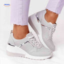 Dames sneakers met platformzool en ademend mesh, kleur grijs