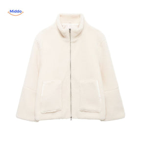 Oversized teddyjas met hoge kraag en twee steekzakken, kleur gebroken wit